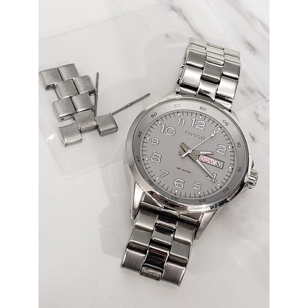 NEEDS BATTERY Fossil AM4337 Silver TONE Womens Watch MADDOX SPORT
